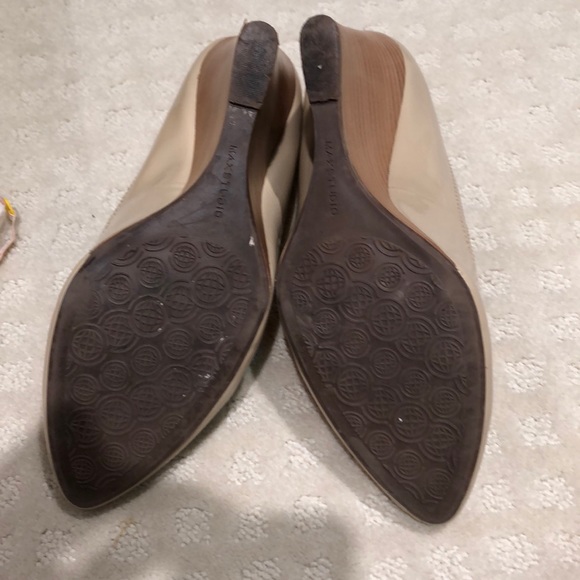 Max Studio cream patent wedge - Picture 7 of 8